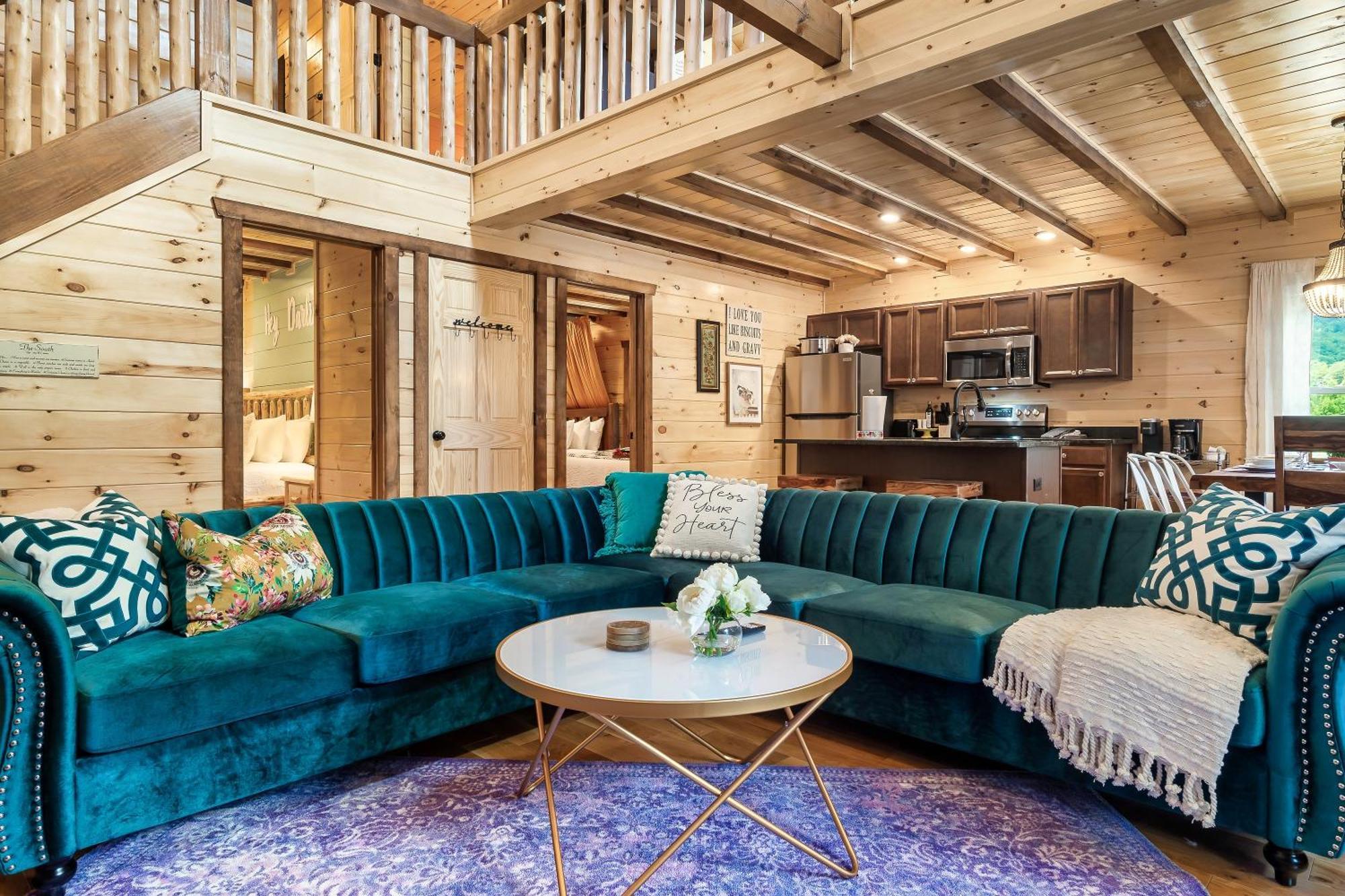 Smokiesboutiquecabins Would Love To Host You At Dolly'S Cute Cabin! 4 Suites With Private Bathrooms - Hot Tub, Fire Pit, Game Room, Resort Pool Open Memorial Day Through Labor Day! Gatlinburg Ngoại thất bức ảnh