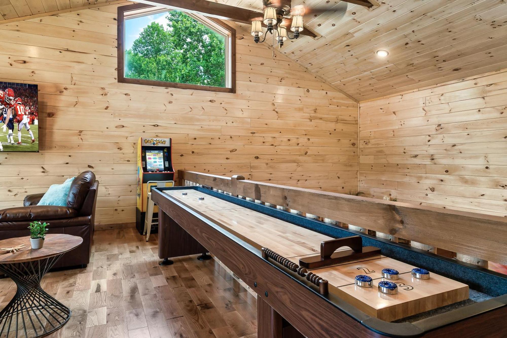 Smokiesboutiquecabins Would Love To Host You At Dolly'S Cute Cabin! 4 Suites With Private Bathrooms - Hot Tub, Fire Pit, Game Room, Resort Pool Open Memorial Day Through Labor Day! Gatlinburg Ngoại thất bức ảnh